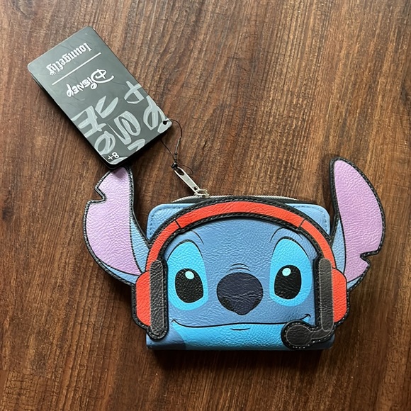 Loungefly Stitch Wallet - Picture 2 of 4